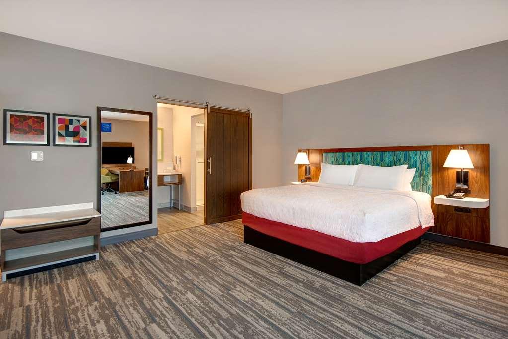 Hampton Inn & Suites Ontario Rancho Cucamonga Bilik gambar